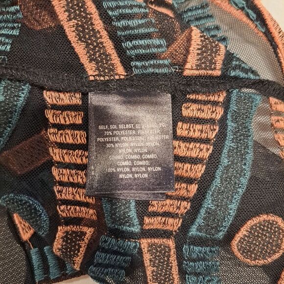 Anthropologie Akemi + Kin Embroidered Kalila Tank Blouse Pleated Geometric sz S - Picture 11 of 12